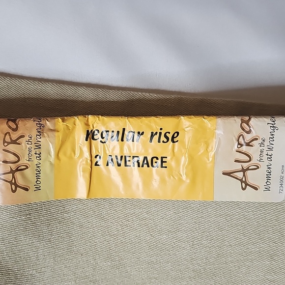 Aura Women's Beige Straight Leg Jeans - Picture 2 of 4